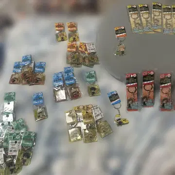 주술회전 지역 한정 아크릴 키링 메탈 키링 48개 낱개 판매 환영