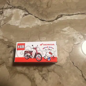 미개봉 새상품 특주 토미카 혼다 헬로키티 x 슈퍼커브