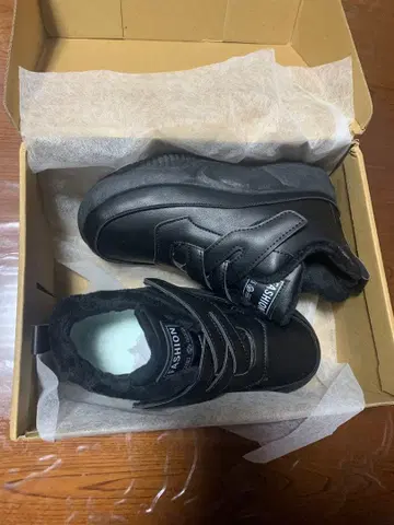 천연 가죽 따뜻한 안쪽 보아 통굽 스니커즈