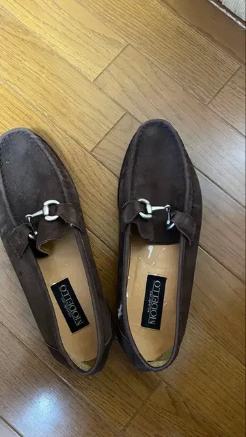 마드라스 모데로 신사 신발