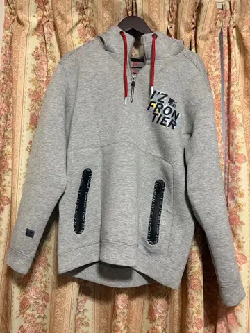 아이즈프론티어 후드티