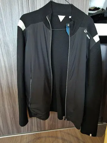 테일러메이드 니트 지퍼 자켓