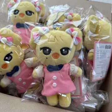 IVE MINIVE 레이 팝업 스쿨 PLUSH 키링