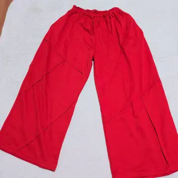 jalanjalan 유 스트레치 소재 절개 팬츠 포켓 부착 시착 정도