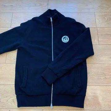 잭 버니 네이비 집업 스웨터