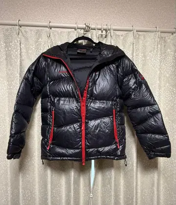 마무트 MAMMUT 후드 부착 블랙 다운 자켓