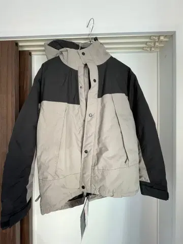 워크맨 AEGIS Fusion L 다운 자켓 M 그레이지