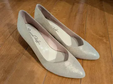 [미사용 새상품] 오리엔탈 트래픽 골드 펌프스