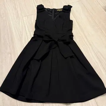 에밀리아 위즈 원피스 S 사이즈