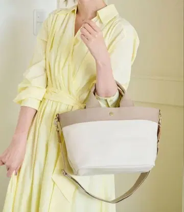 Breath TOPKAPI 리플 숄더 포함 B5 토트 백 발수