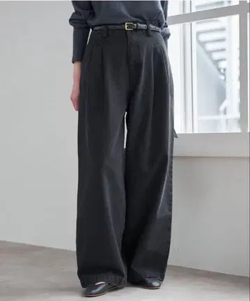 슬로브 이에나 LEDENIM BLUR TUCK TROUSER 데님