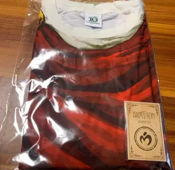 Mrs. GREEN APPLE 바벨탑 몰입형 티셔츠 레드