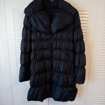 블랙 다운 자켓