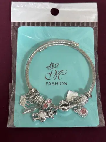 만박 네팔관 실버 컬러 참 팔찌