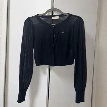 안미르 An Mille 블랙 긴팔 가디건