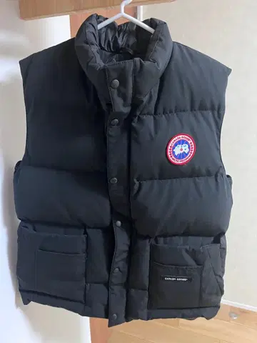 Canada Goose 다운 자켓 M 사이즈