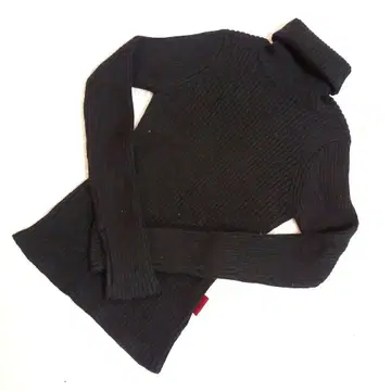 Ozz On 오즈온 터틀넥 스웨터 블랙