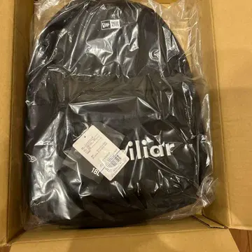 내일까지 판매! 단종 뉴에라 콜라보 familiar 백팩