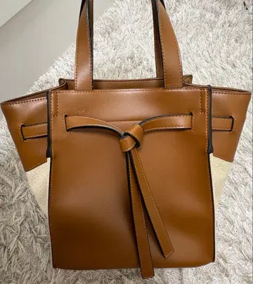 FRAY I.D 프레이 아이디 백 미들 보스턴 카멜