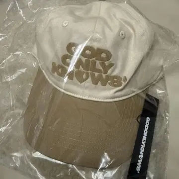 GOD ONLY KNOWS 로고 캡 베이지 2톤