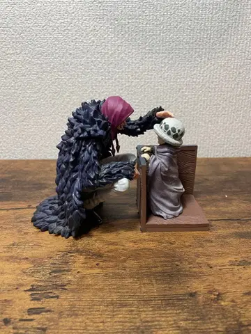 (개봉 완료) Revible Moment-로우&코라손 B상 피규어