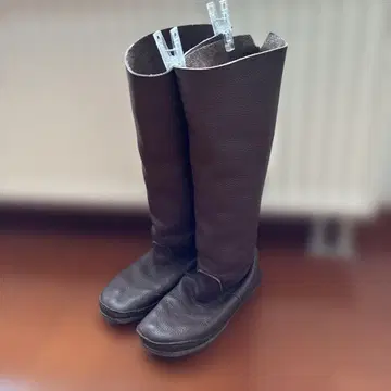 KOOS 코스 루카스 롱 부츠 주름 가죽 38 브라운