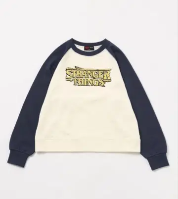 기묘한 이야기 로고 자수 맨투맨