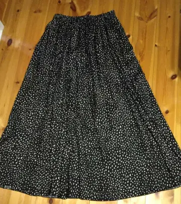 GLOBAL WORK 블랙 화이트 패턴 플레어 롱 스커트