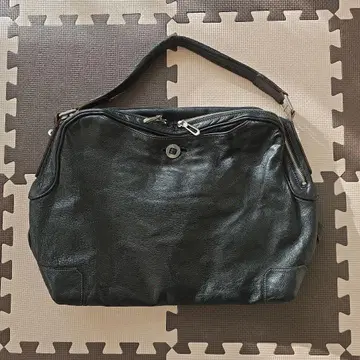 아니아리 숄더 블랙