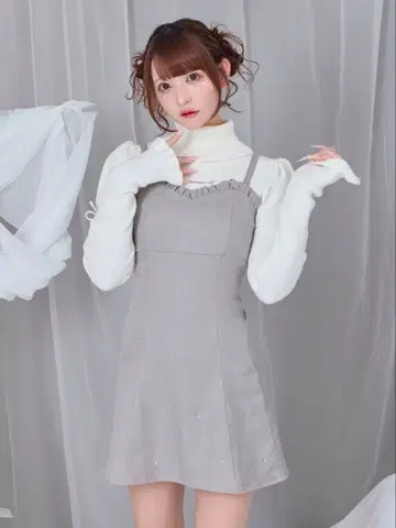 Honey Cinnamon 컷 아웃 큐빅 터틀 니트