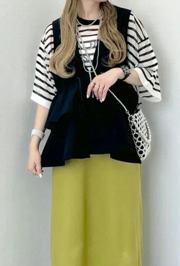 LEPSIM 비즈 숄더백 실버