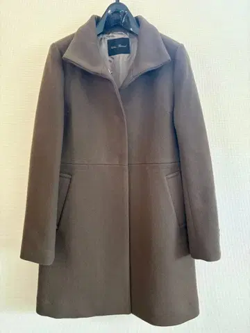 어반 리서치 카키 코트