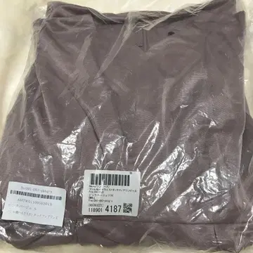 연보라 블랙 프릴 디자인 긴팔 원피스