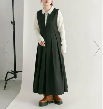 KBF 키넥 BIG 플리츠 오버롤 스커트