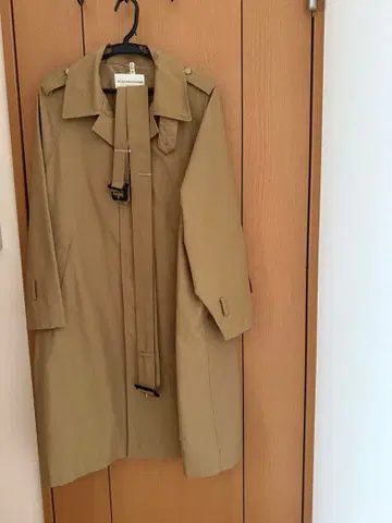 and beautiful people 트렌치코트 베이지