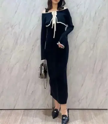 3WAY 배색 스트랩 백 크로스 롱 슬리브 원피스 머큐리 듀오