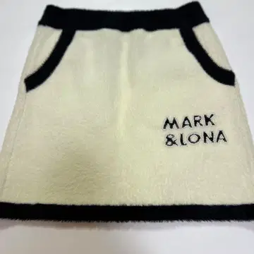MARK & LONA 아이보리 스커트