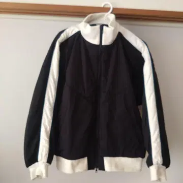 니코앤드 블랙 앤 화이트 스트라이프 자켓