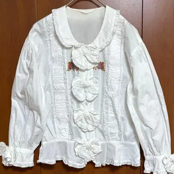 핑크하우스 오버 블라우스 면 100% 프릴 자수 Pink house