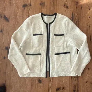 Bellsay 노카라 자켓 화이트 사이즈 S