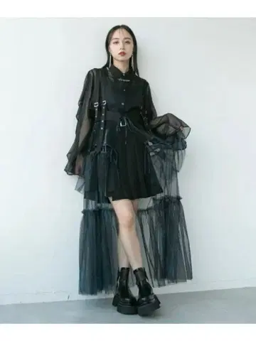 HARE 서스펜더 튤 벨트 스커트 블루