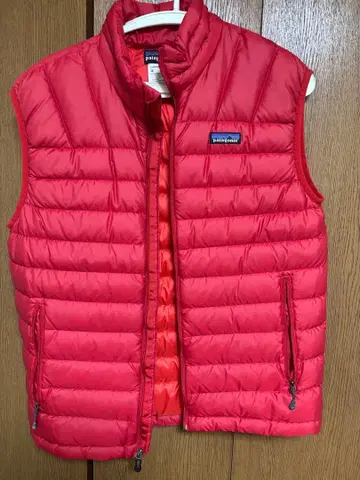 patagonia 빨간색 다운 베스트 S