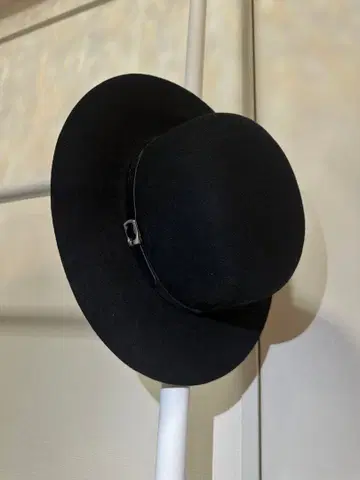 CA4LA 카시라 블랙 펠트 와이드 브림 햇
