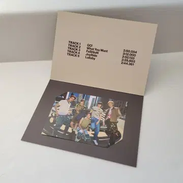 CORTIS 코르티스 거치대 포함 비주얼 카드