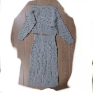 그레이 케이블 짜임 니트 셋업