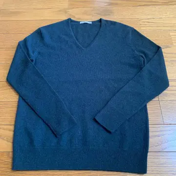 새상품급 theory luxe 띠어리 럭스 캐시미어 100% V넥