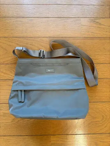 agnes b 나일론 숄더백