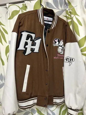 FLIX 바시티 자켓 L 사이즈 브라운/화이트