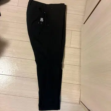 사이코 버니 블랙 팬츠