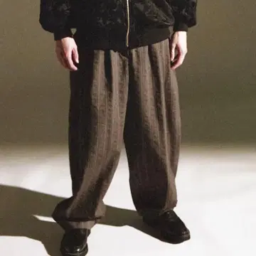 INSCRIRE 아스클레아 스트라이프 슬랙스